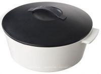 Кокотница круглая белая Revol 642593 Revolution с черной крышкой 3.4 л - 26 см