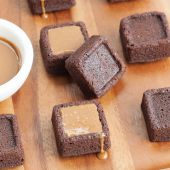 Форма для печенья Nordic Ware 84624 Brownie Bites Pan 24,6 х 24,6 х 2,2 см