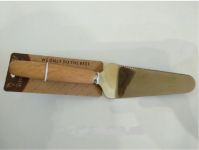 Лопатка для торта DYNASTY 26018 27 см деревянная ручка