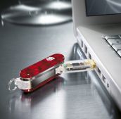 Нож-брелок c USB-модулем на 16Гб Victorinox 4.6125.TG16B 58 мм полупрозрачный красный