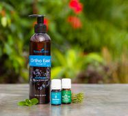 Суміш натуральних рослинних і ефірних масел для підтримки опорно-рухової системи Young Living 303308 Ortho Ease Massage Oil 236мл