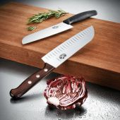 Нож Сантоку Victorinox 6.8520.17G Rosewood 17 см