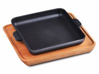 Сковорода чугунная BRIZOLL Н181825-Д HORECA квадратная 18х18х2,5 см с подставкой