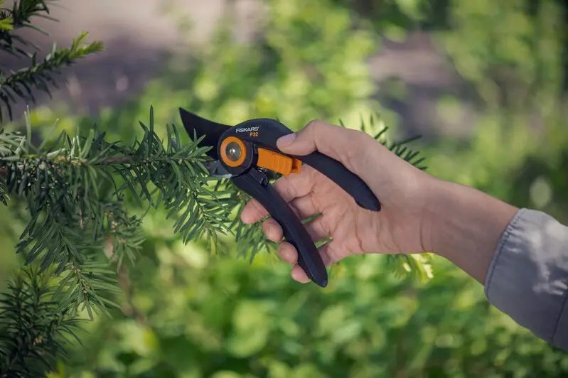 Плоскостной секатор Fiskars Solid P32 (1020191/111180) 12610005 фото