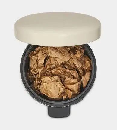 Сміттєвий бак Pedal Bin Soft Beige 5л (149900) 149900 фото