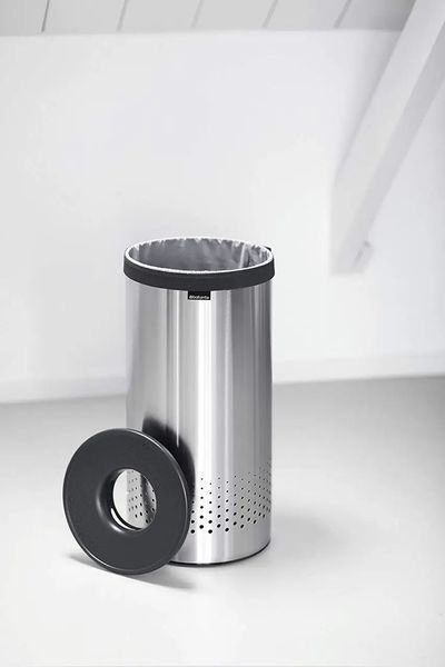 Бак із пластиковою кришкою для білизни 35 л Brabantia 103469 103469 фото