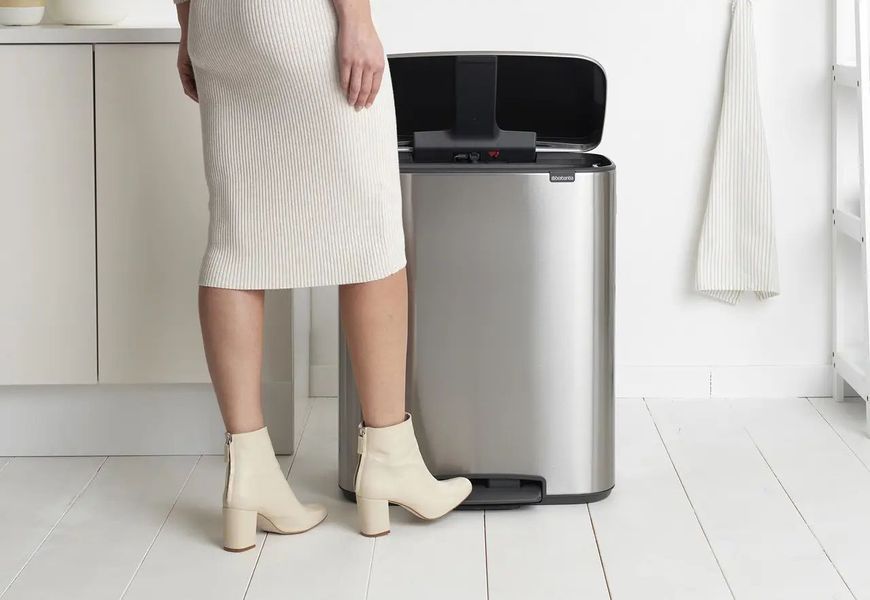 Бак для мусора Brabantia Bo Pedal Bin 60 л Матовый стальной (211324) 211324 фото